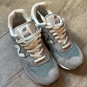 New balance 574 size 10